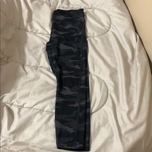 Athleta ultimate 7/8 Camo tights